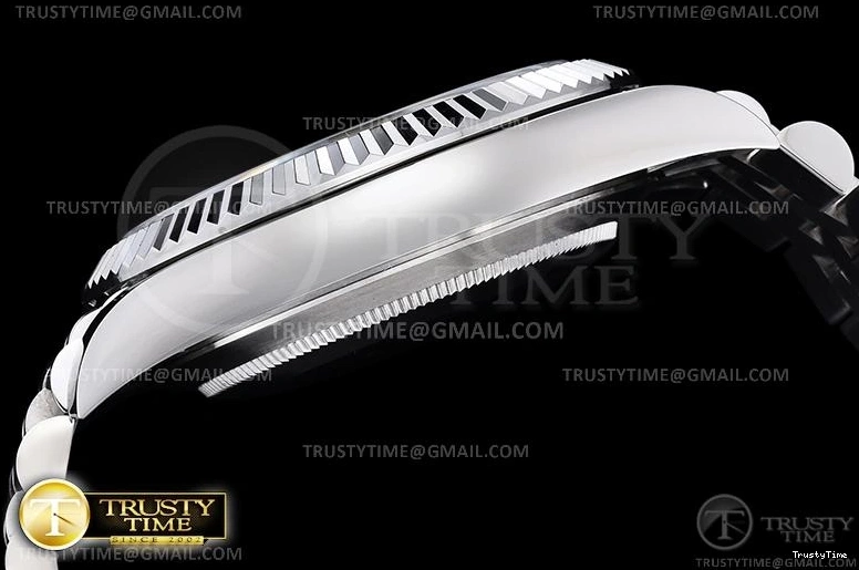 0214 Effortless R2DJ0252J – DJ2 41mm Jub 641